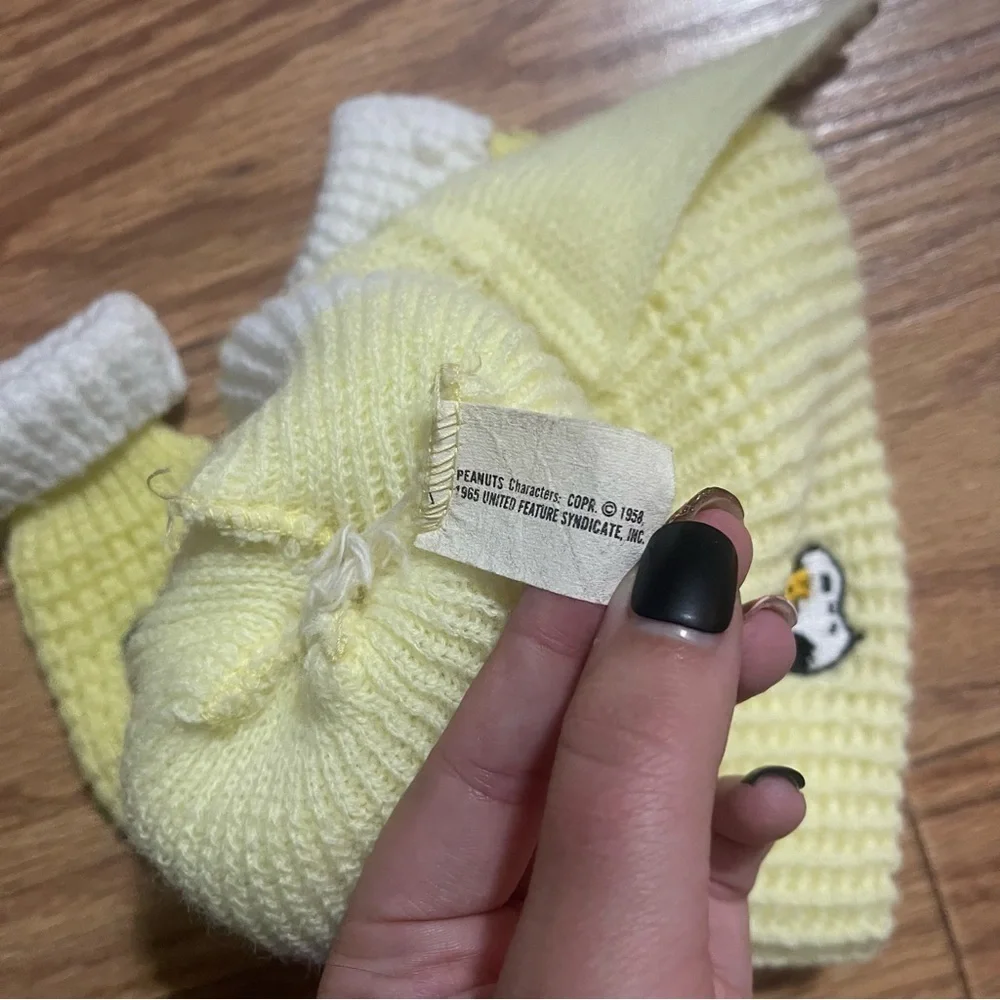 Vintage 1960s Snoopy Baby Hat & Mittens